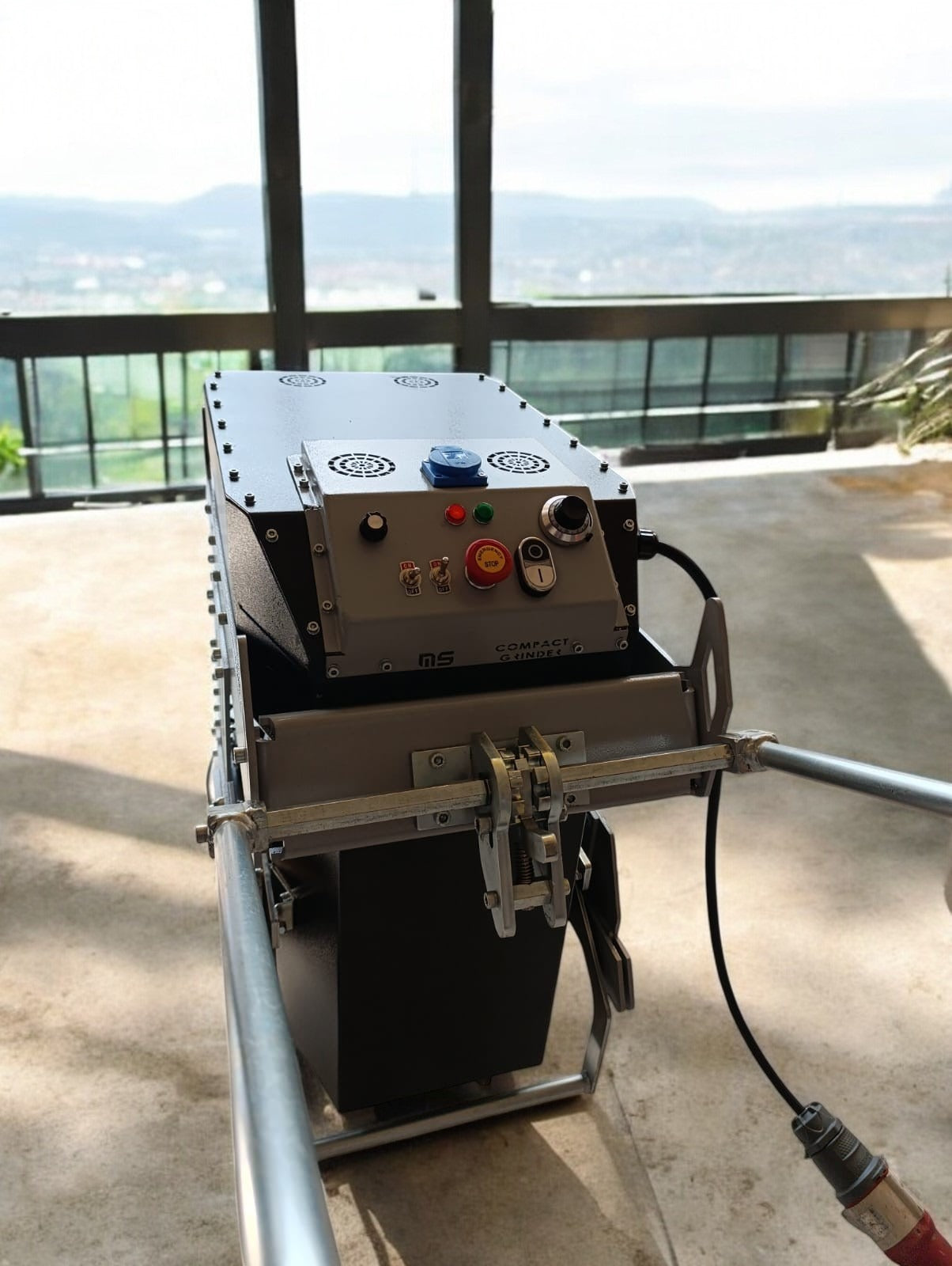 Beton Kazıma Makinesi CG 450